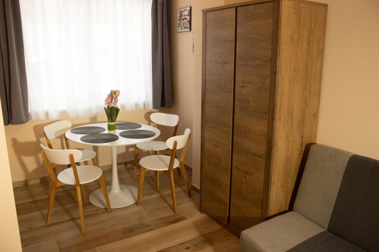 Apartmany Pilot Velka Hledsebe Экстерьер фото